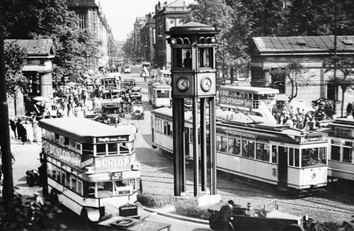 Berlin, Potsdamer Platz, Германия, Берлин, Потсдамская площадь, Потсдамер платц, первый светофор, достопримечательности Берлина