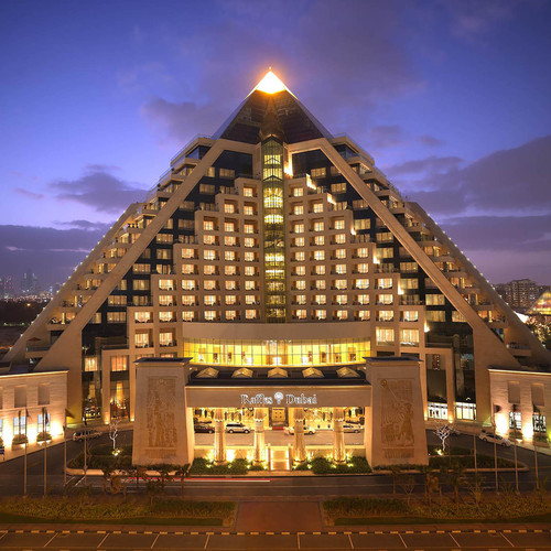 Лучшие отели Дубая, Raffles Hotel