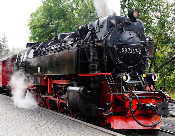 Старинный паровоз, узкокалейная железная дорога, Брокен, Гарц