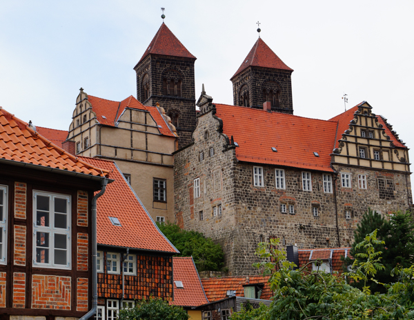 Монастырская церковь Кведлинбурга, достопримечательности Кведлинбурга, достопримечательности Гарца, достопримечательности Германии