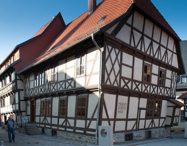 Кривой дом Вернигороде, фахверковые дома, достопримечательности Вернигороде, достопримечательности Гарца, Гарц