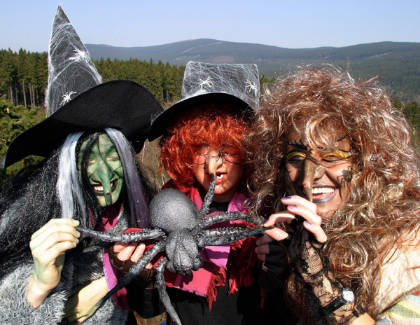 Ведьмы, Гарц, Тале, Германия, Вальпургиева ночь, Хексентанцплатц, Hexentanzplatz